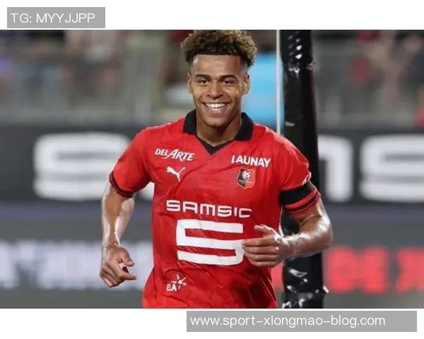 德天空报道拜仁仍将雷德视为夏季重要引援目标并已展开谈判