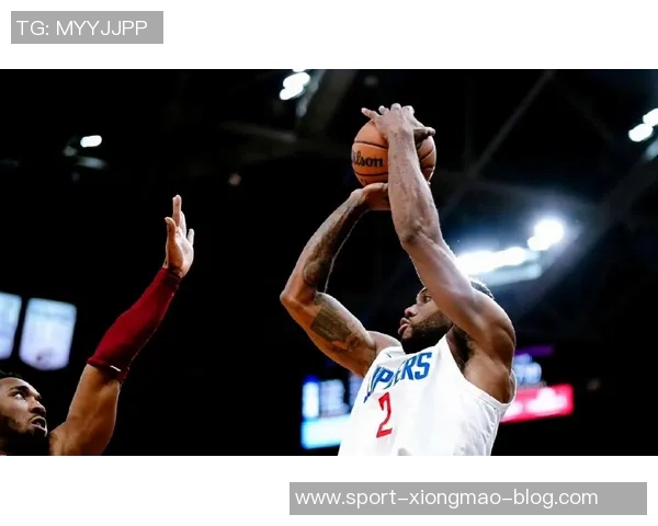 伦纳德状态回暖19投7中贡献24分8板3助续写队史连续20佳绩